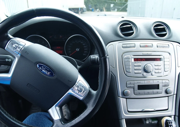 Ford Mondeo cena 15900 przebieg: 203500, rok produkcji 2009 z Płock małe 92